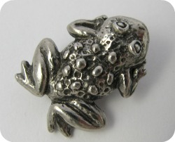 frog button from Green Girl Studio